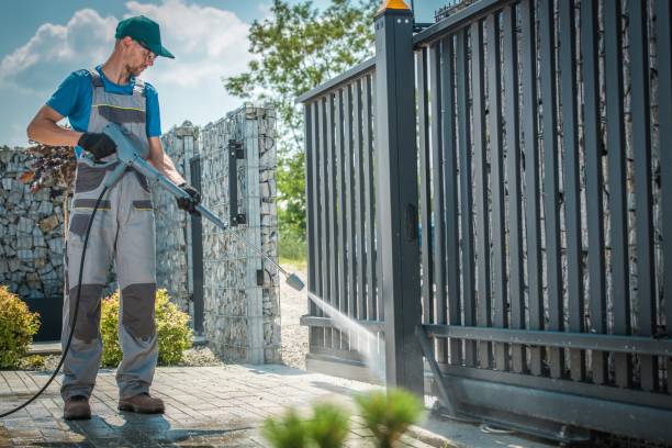 Best Gutter Cleaning  in Johnsonburg, PA